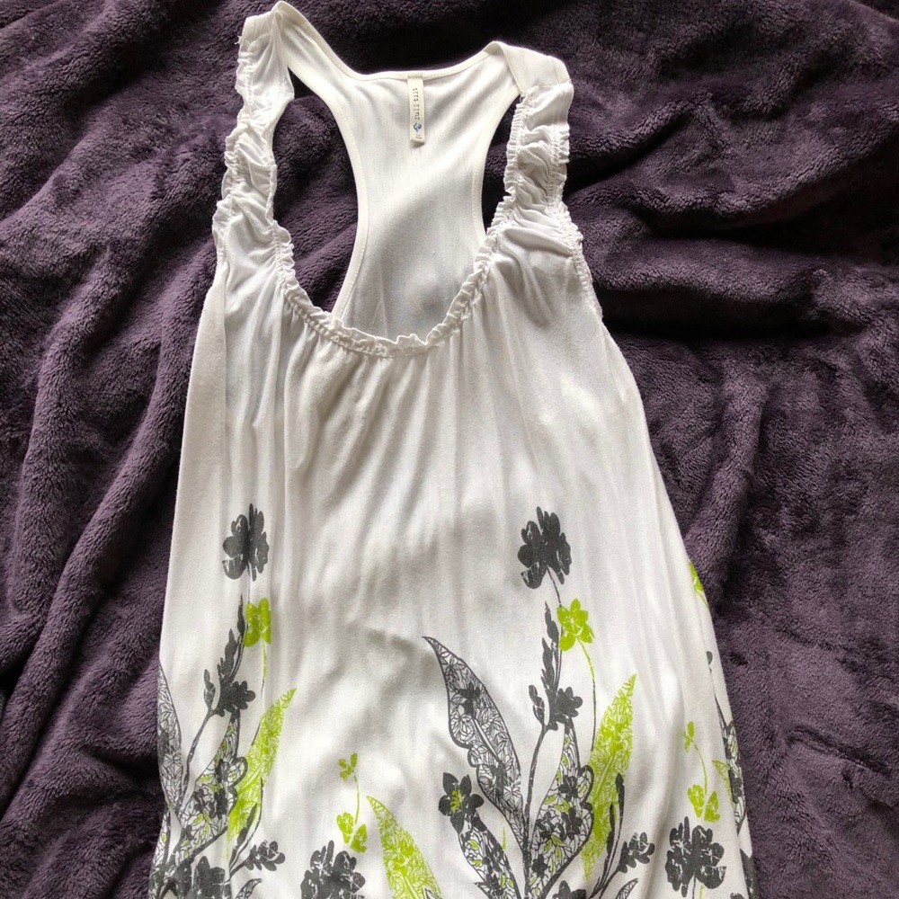 NWOT Full Tilt floral tank top
